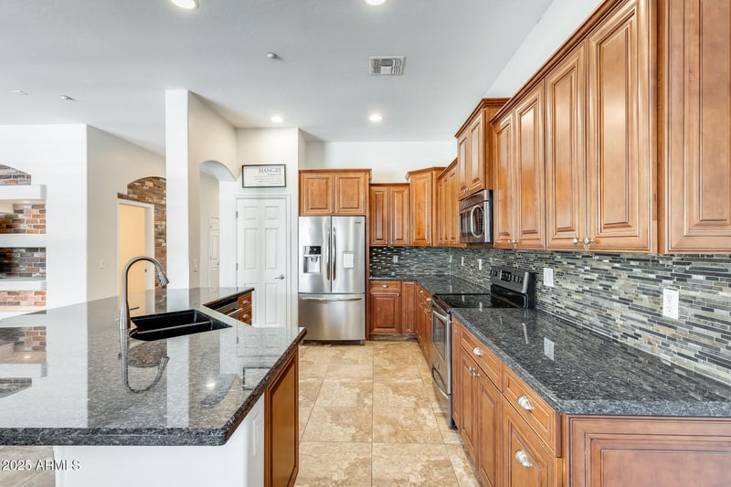 12744 Lone Tree Trl, Peoria, AZ 85383