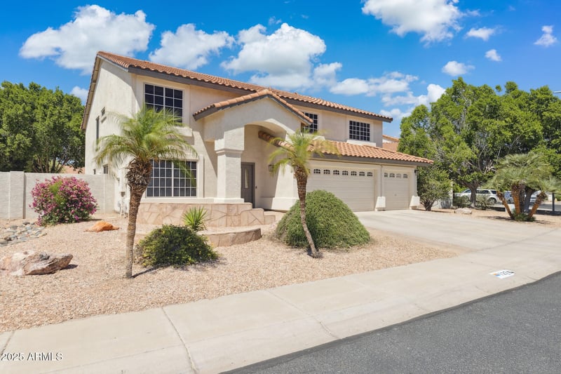 12748 N 57th Dr, Glendale, AZ 85304