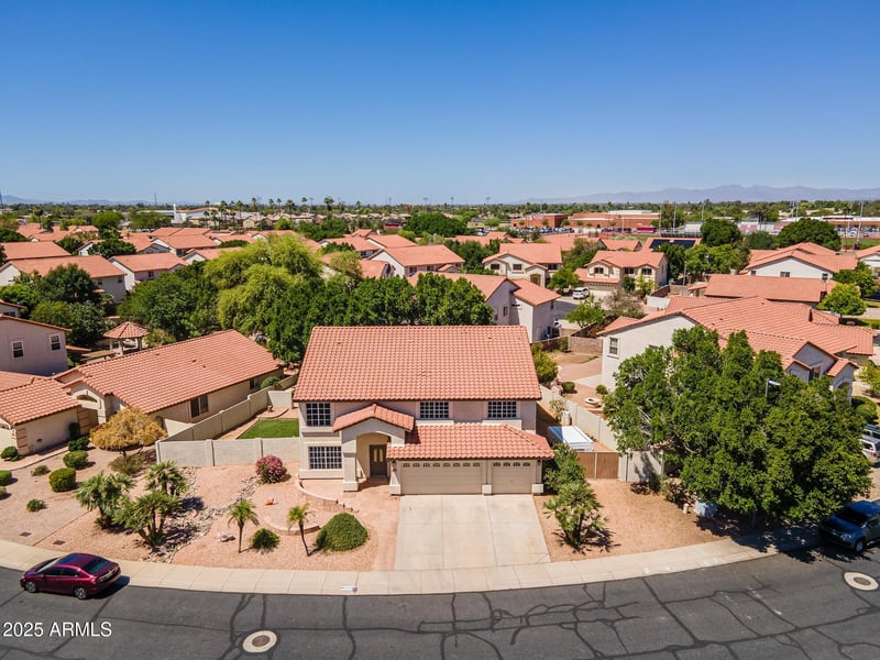 12748 N 57th Dr, Glendale, AZ 85304