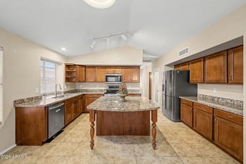 12748 Roanoke Ave, Avondale, AZ 85392