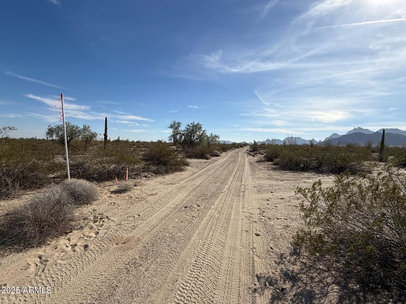 1275 557th Ave #128, Tonopah, AZ 85354