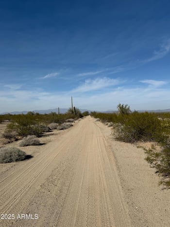 1275 557th Ave #128, Tonopah, AZ 85354