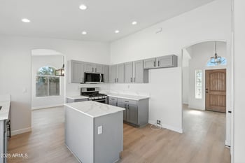 12751 85th Dr, Peoria, AZ 85381