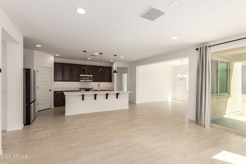 12751 Ocotillo Rd, Glendale, AZ 85307