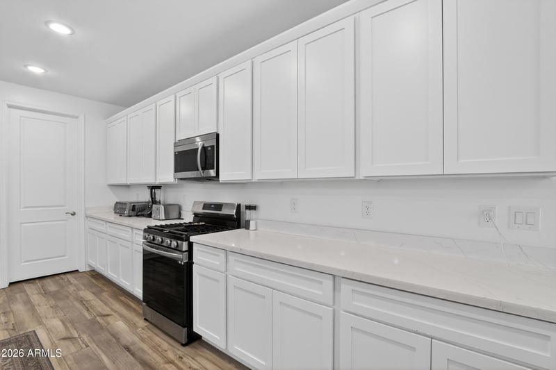 12761 W Parkway Ln, Avondale, AZ 85323