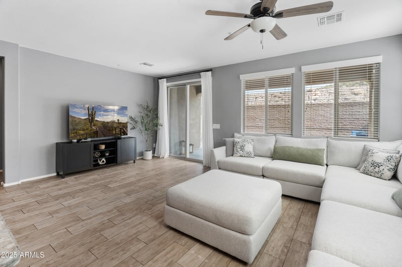 12764 Caraveo Pl, Peoria, AZ 85383
