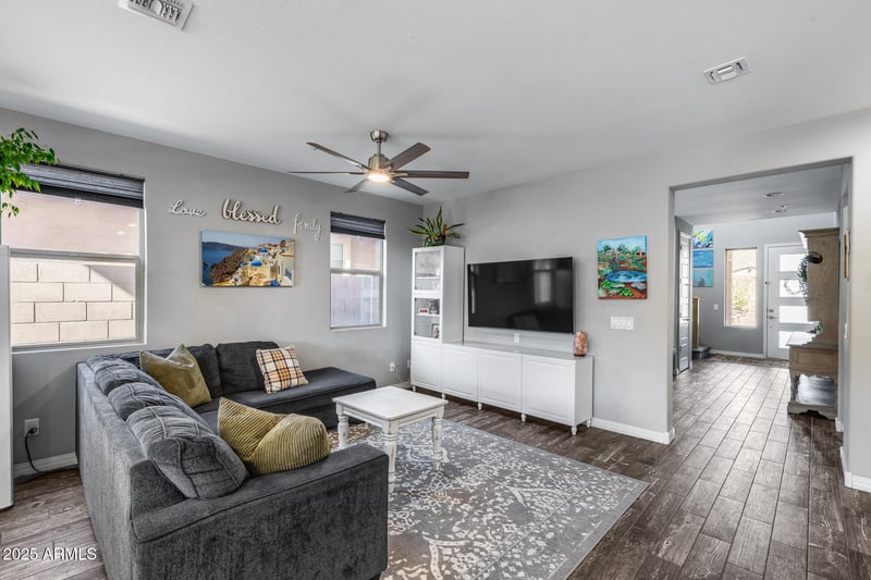 12773 Caraveo Pl, Peoria, AZ 85383