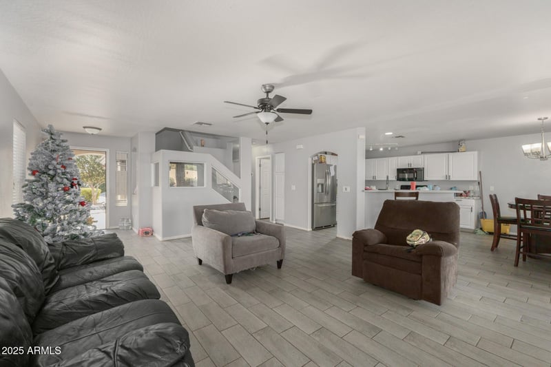 1278 Stirrup Ln, San Tan Valley, AZ 85143