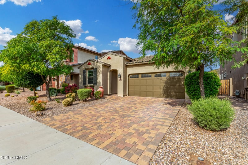 12786 Burnside Trl, Peoria, AZ 85383