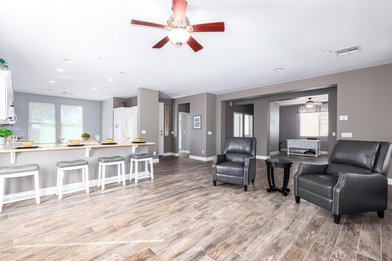 12788 W Spur Dr, Peoria, AZ 85383