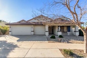 128 166th Ln, Goodyear, AZ 85338