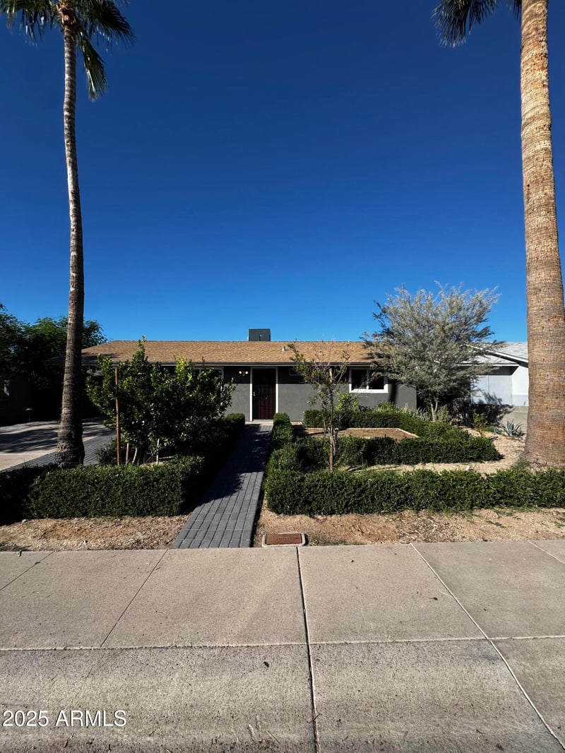 128 Winston Dr, Phoenix, AZ 85041