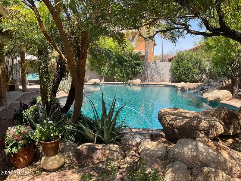 1280 Desert Basin Dr, San Tan Valley, AZ 85143