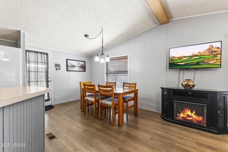 1280 Ironwood Dr #6, Apache Junction, AZ 85120