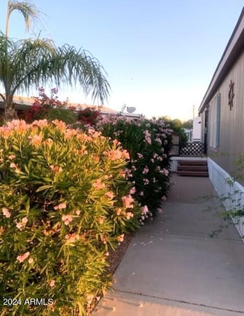 1280 Ironwood Dr #84, Apache Junction, AZ 85120