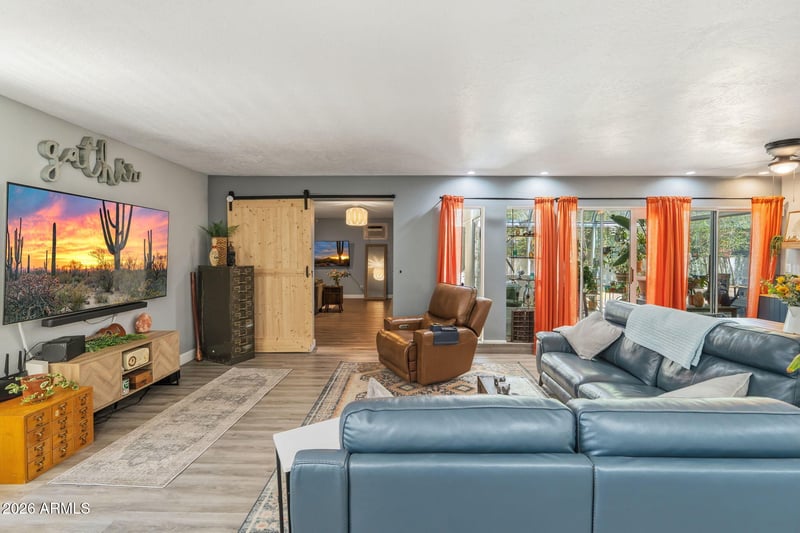 12801 15th Ave, Phoenix, AZ 85029