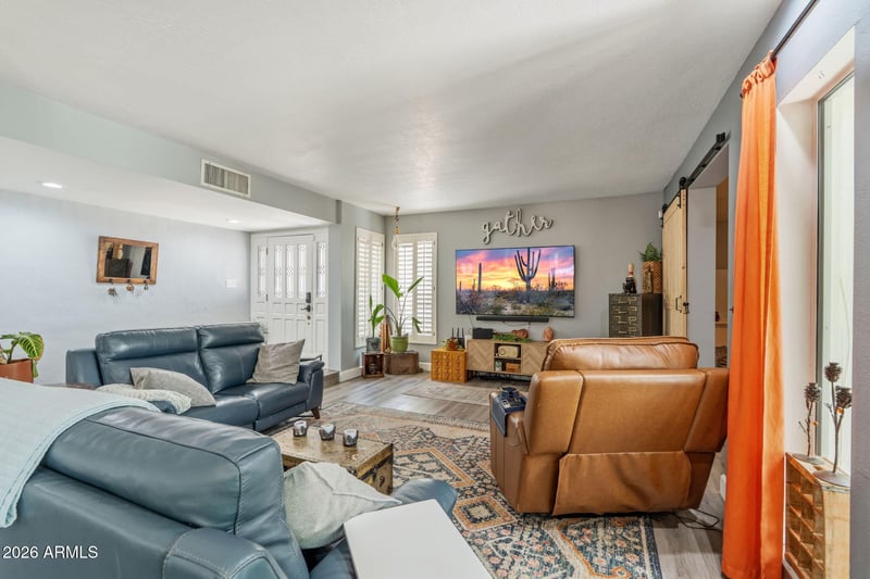 12801 15th Ave, Phoenix, AZ 85029