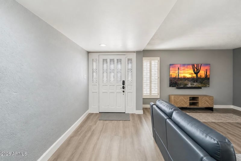 12801 15th Ave, Phoenix, AZ 85029