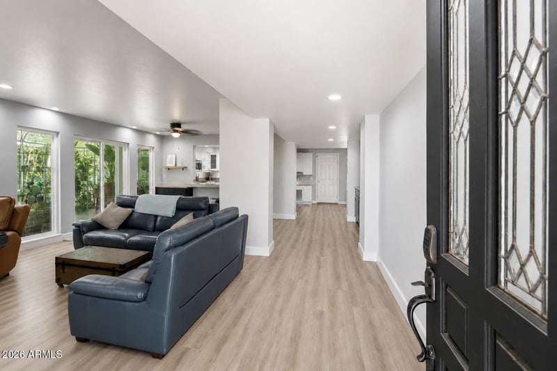 12801 15th Ave, Phoenix, AZ 85029