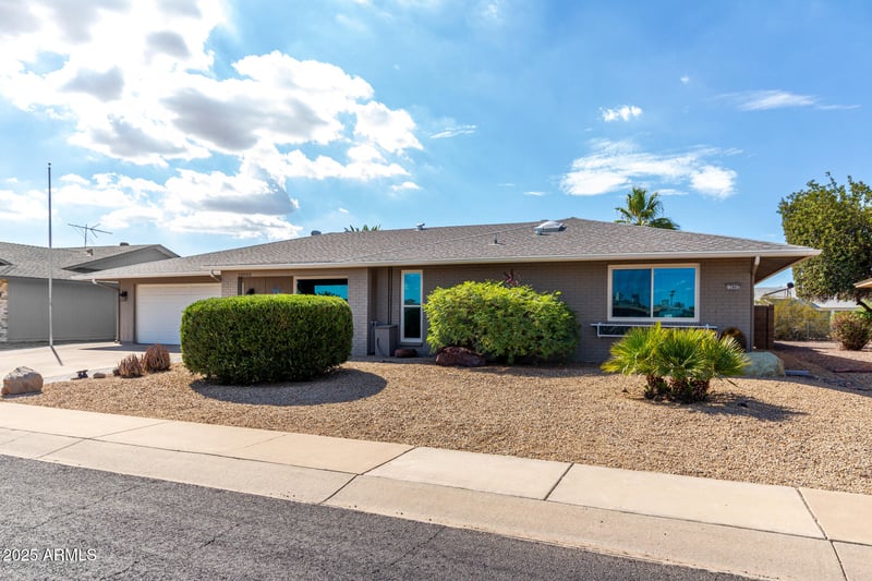 12802 Blue Ridge Dr, Sun City, AZ 85351