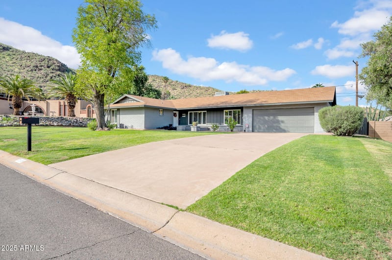12804 16th Ave, Phoenix, AZ 85029