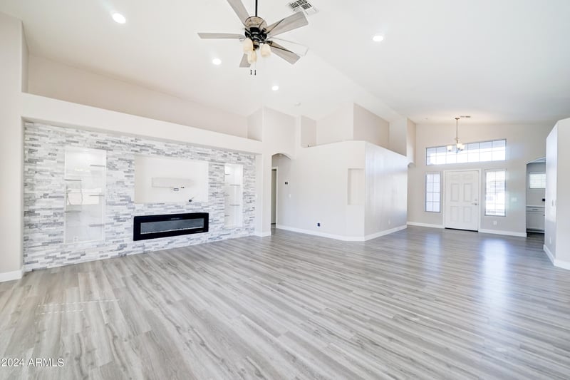 12805 W Corrine Dr, El Mirage, AZ 85335