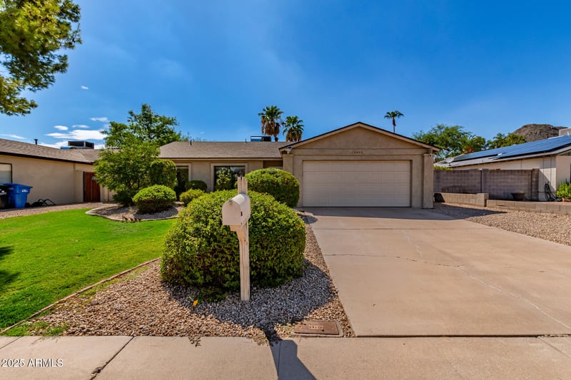 12808 27th St, Phoenix, AZ 85032