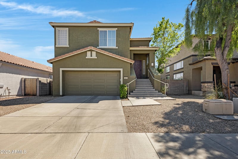 1281 Frances Ln, Gilbert, AZ 85295