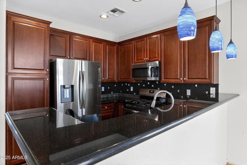 1281 Frances Ln, Gilbert, AZ 85295