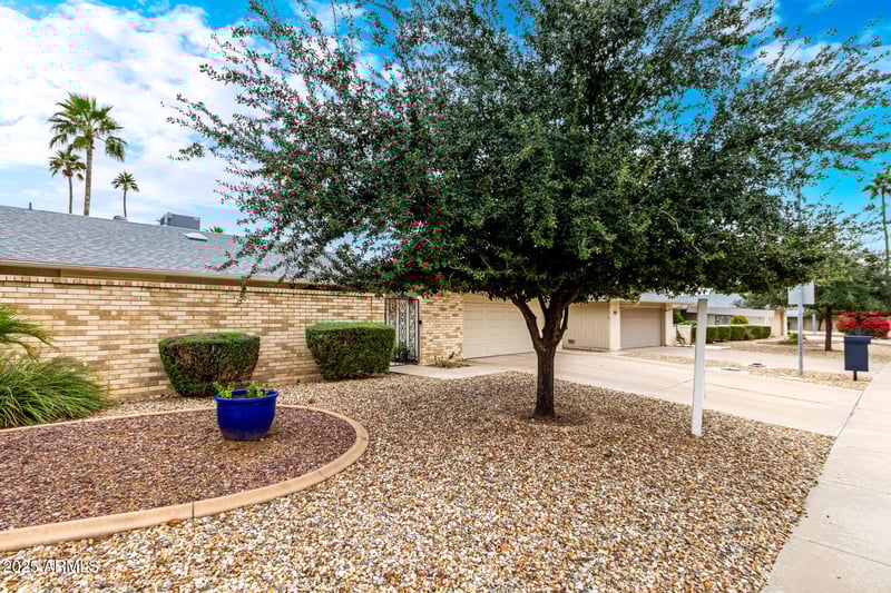 12810 Ashwood Dr, Sun City West, AZ 85375