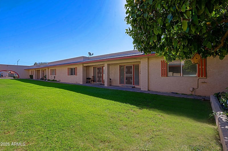 12810 N 113th Ave #5, Youngtown, AZ 85363