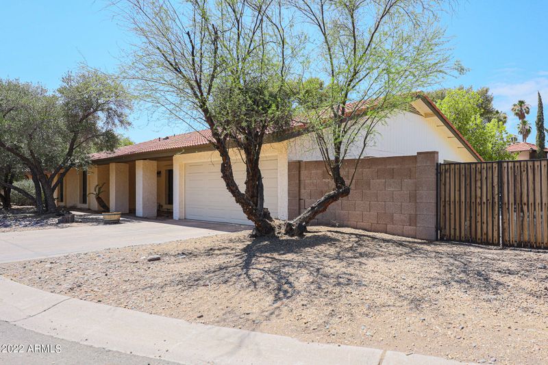 12810 N 2nd St, Phoenix, AZ 85022