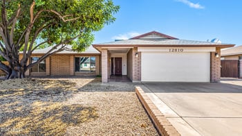 12810 44th Dr, Glendale, AZ 85304