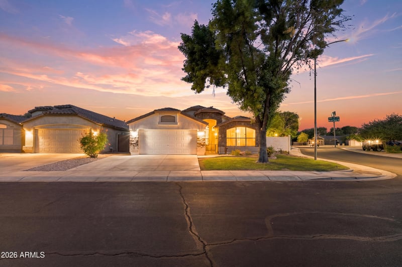 12813 W Monte Vista Rd, Avondale, AZ 85392
