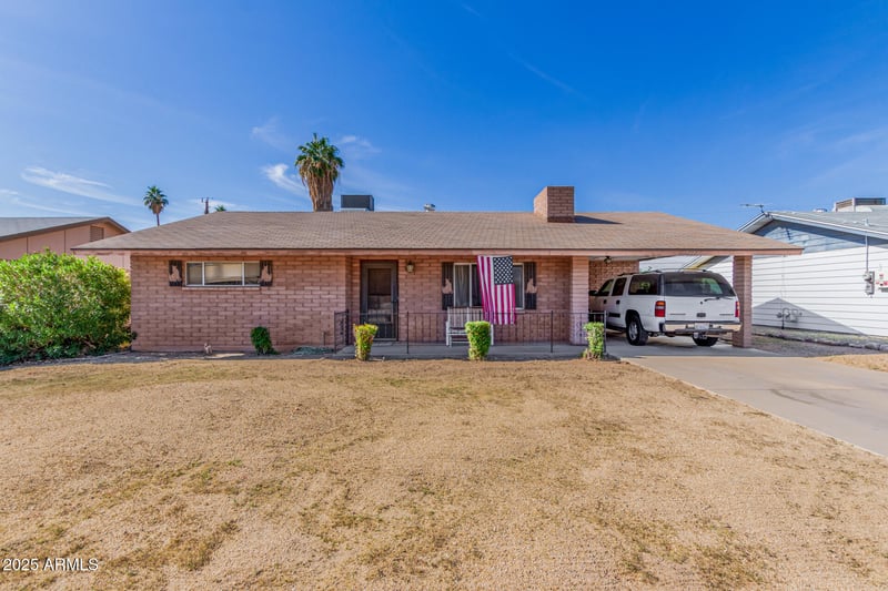 12814 112th Ave, Youngtown, AZ 85363
