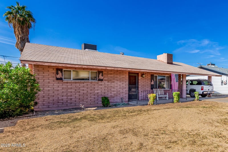 12814 112th Ave, Youngtown, AZ 85363