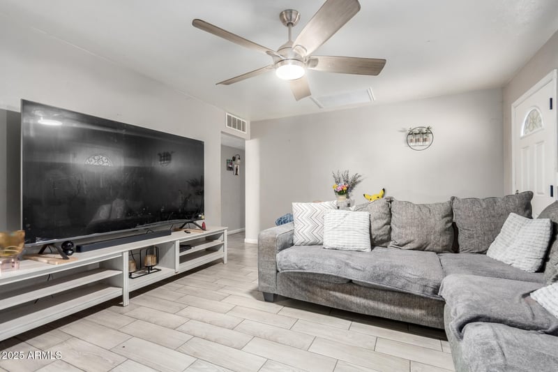 12814 29th Dr, Phoenix, AZ 85029