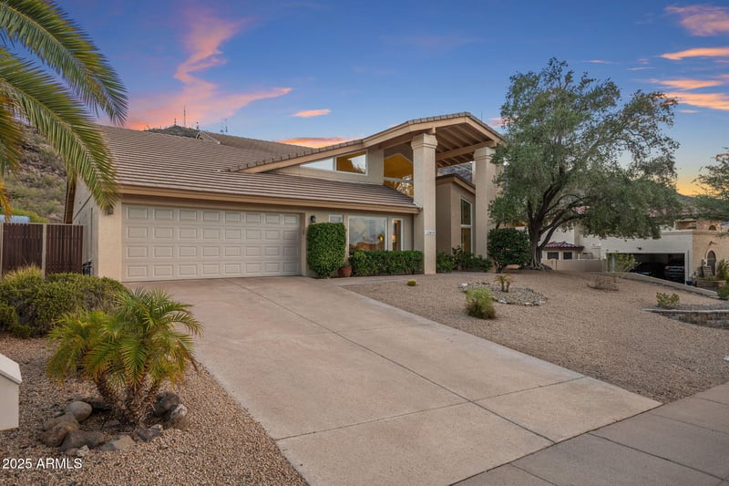 12819 8th Ave, Phoenix, AZ 85029