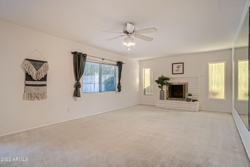 12821 N 31st St, Phoenix, AZ 85032