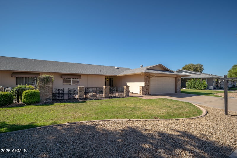 12823 Copperstone Dr, Sun City West, AZ 85375