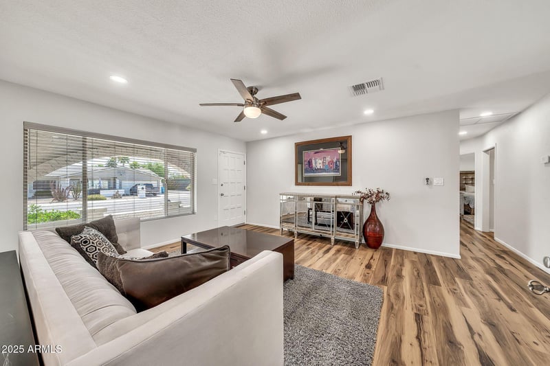 12826 29th St, Phoenix, AZ 85032