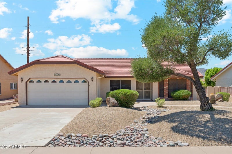 12826 40th Pl, Phoenix, AZ 85044