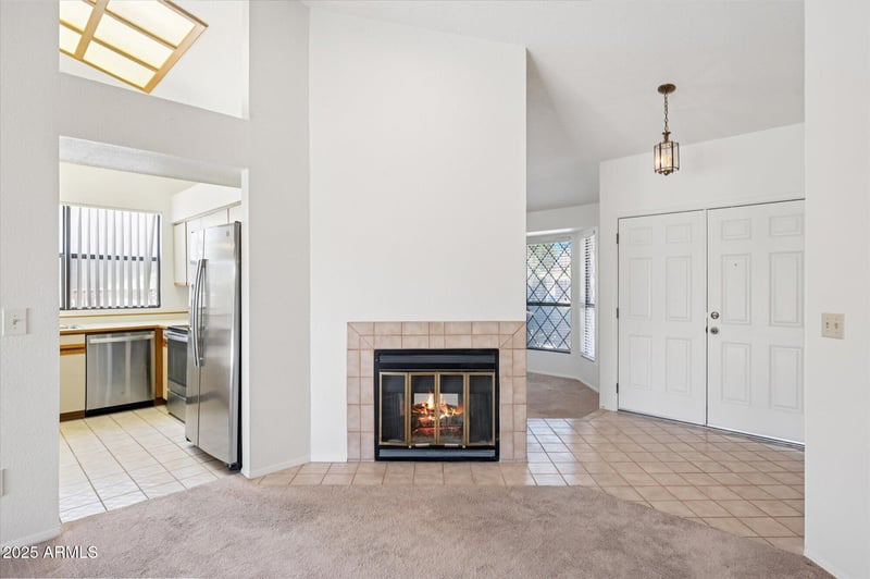 12826 40th Pl, Phoenix, AZ 85044