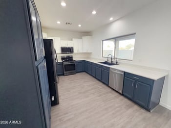 12826 Mulberry Dr, Avondale, AZ 85392