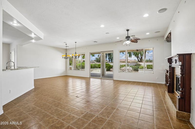 12826 W Quinto Ct, Sun City West, AZ 85375