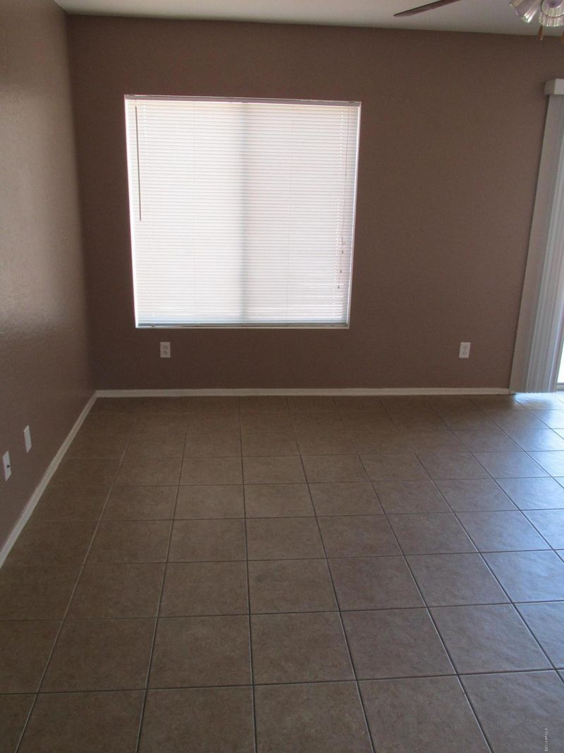 12834 W Dreyfus Dr, El Mirage, AZ 85335
