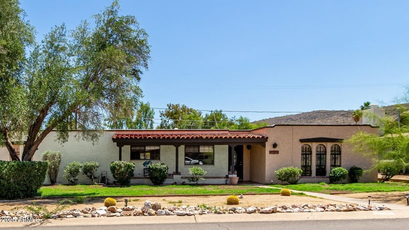 12835 16th Dr, Phoenix, AZ 85029