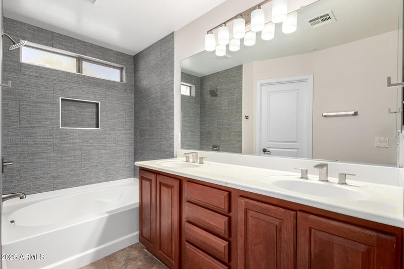 12838 Desert Mirage Dr, Peoria, AZ 85383