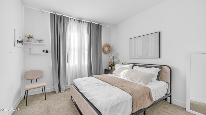 12838 Tuckey Ln, Glendale, AZ 85307