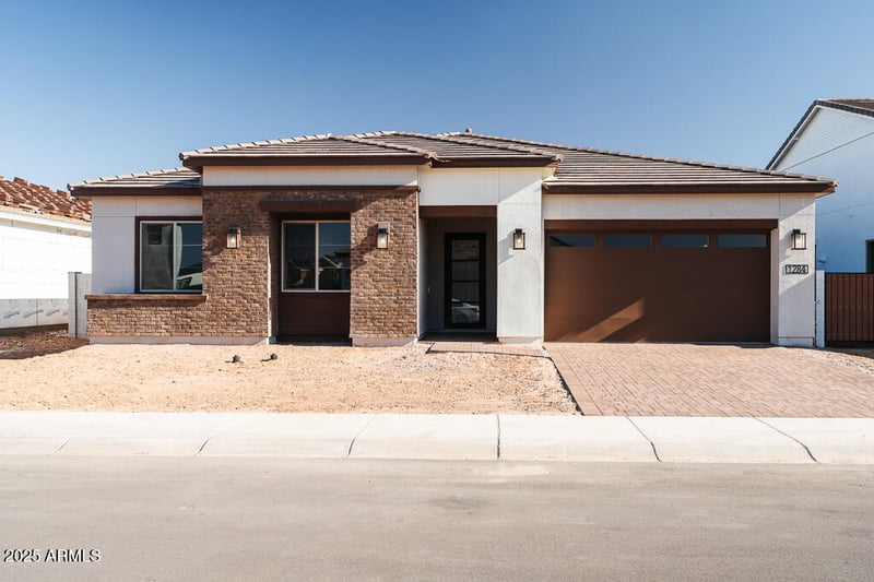 1284 Coconino Way, Gilbert, AZ 85298